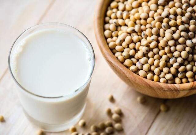 Nutricion-y-leche-de-soja